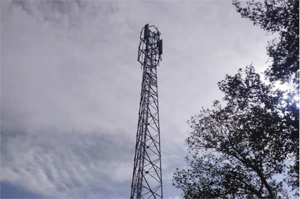 اهالی روستای عرب‌آباد ساوجبلاغ استان البرز به اینترنت پرسرعت متصل شدند