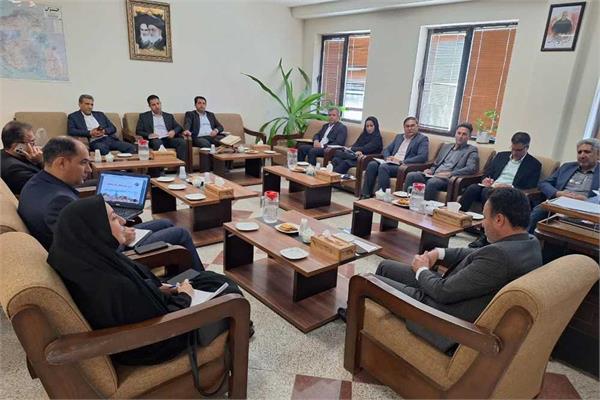 بررسی وضعیت زیرساخت های ارتباطی و مخابراتی شهرستان خاتم