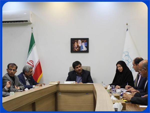 بررسی چالش‌ها و رفع موانع پیشرفت توسعه شبکه تلفن همراه در شهر جهانی یزد