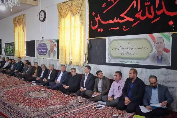 طرح مشکلات ارتباطی روستاهای بکران و کلاته های شرقی شهرستان میامی با مدیرکل ارتباطات استان سمنان
