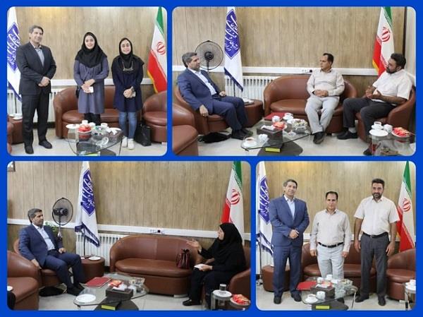 دیدارهای چهره به چهره و مستمر مدیر کل ICT استان یزد با کارآفرینان و فعالین حوزه اقتصاد دیجیتال، اعضای شورا و دهیاران روستاها، دارندگان پروانه دفاتر پیشخوان