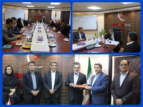 در جلسه شورای مدیران بخش ICT  استان یزد از تلاش های شرکت تعاونی پیشگامان کویر یزد در توسعه اقتصاد دیجیتال تقدیر شد