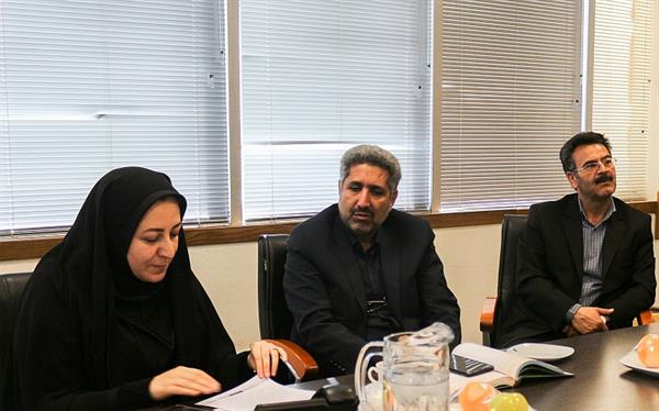 بررسی مهمترین شاخص های ارتباطی شهری و روستایی استان یزد
